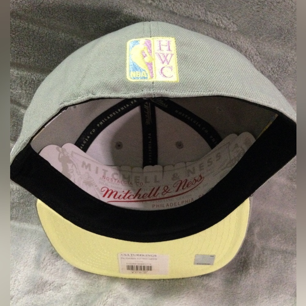 Mitchell & Ness New Jersey Nets Gray and Pink Fitted Hat - Picture 9 of 9